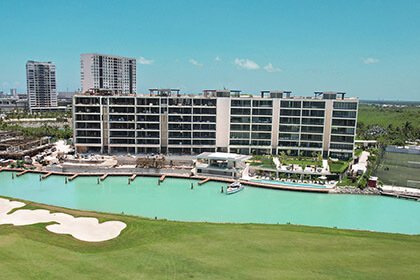 LA VELA PUERTO CANCÚN